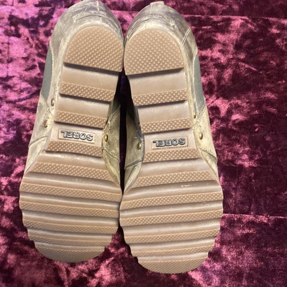 Sorel booties woman’s size 6 - Picture 4 of 7